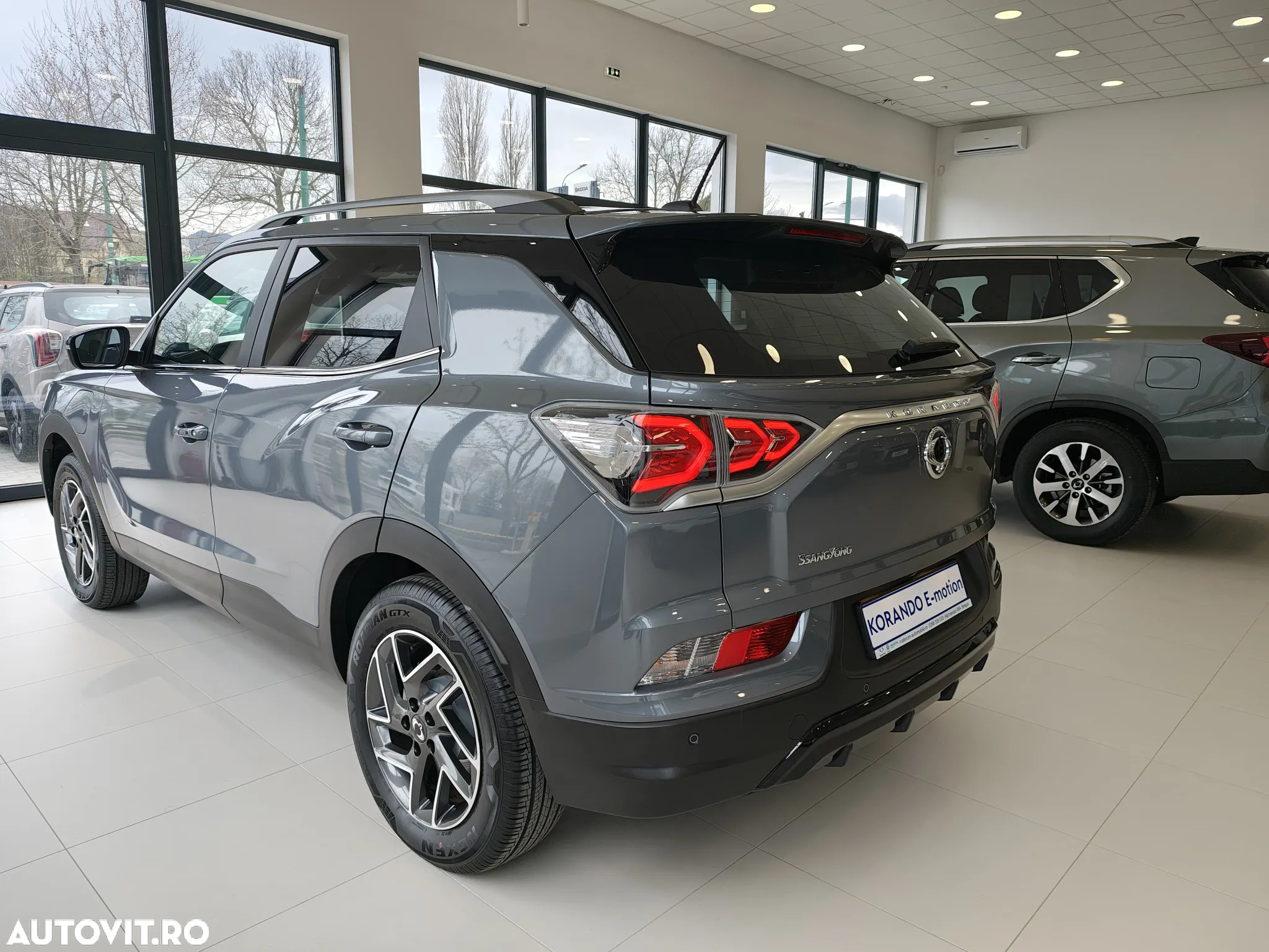 SsangYong Korando e-Motion 61.5 kW Premium - 4