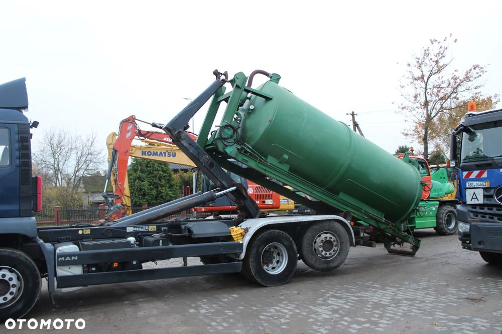 MAN TGA 26.440 z Niemiec Hakowiec 6x2 - 9