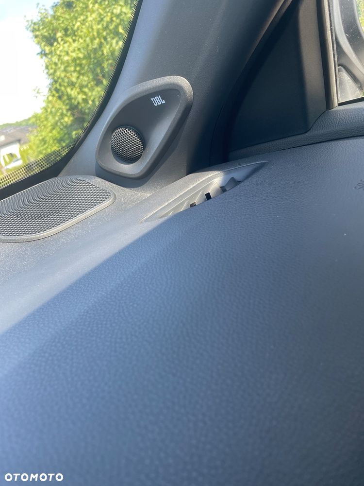 Toyota Yaris - 22