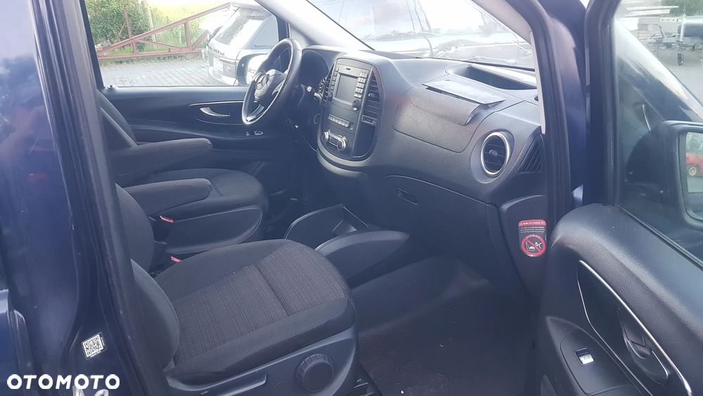 Mercedes-Benz Vito - 32