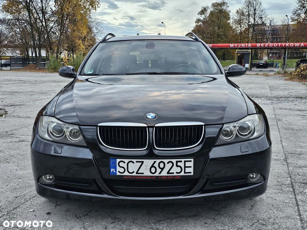 BMW Seria 3 318i - 9