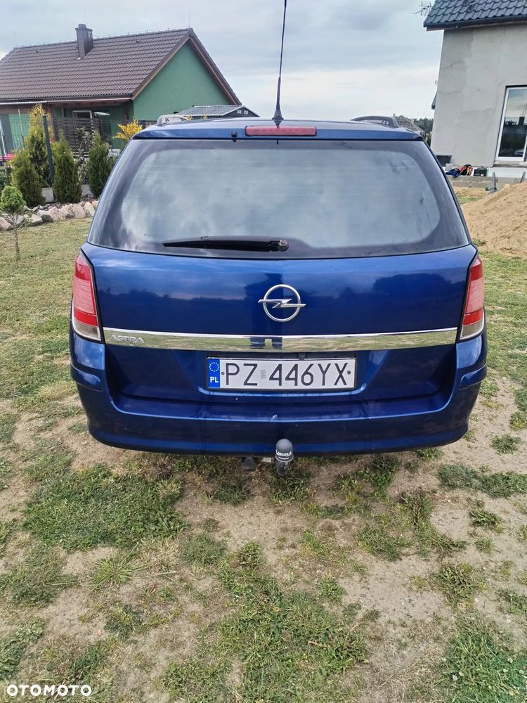 Opel Astra 1.6 Essentia - 3