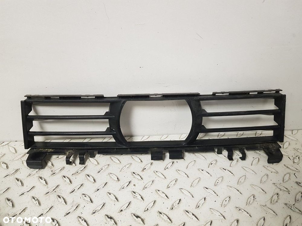 ORYGINALNA KRATKA ZDERZAKA SRODKOWA PRZEDNIA PRZÓD BMW 5 G30 G31 NIE CHINA! 7385268 - 2