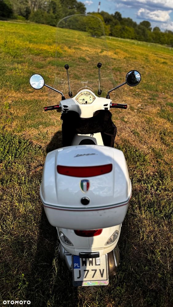 Vespa Primavera - 3