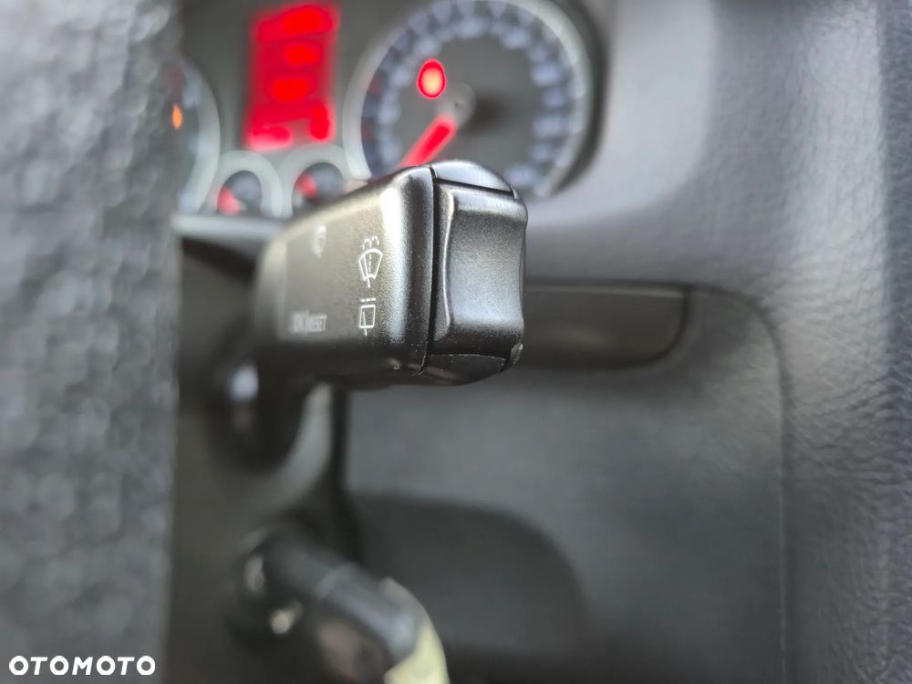 Volkswagen Touran 1.9 TDI - 25