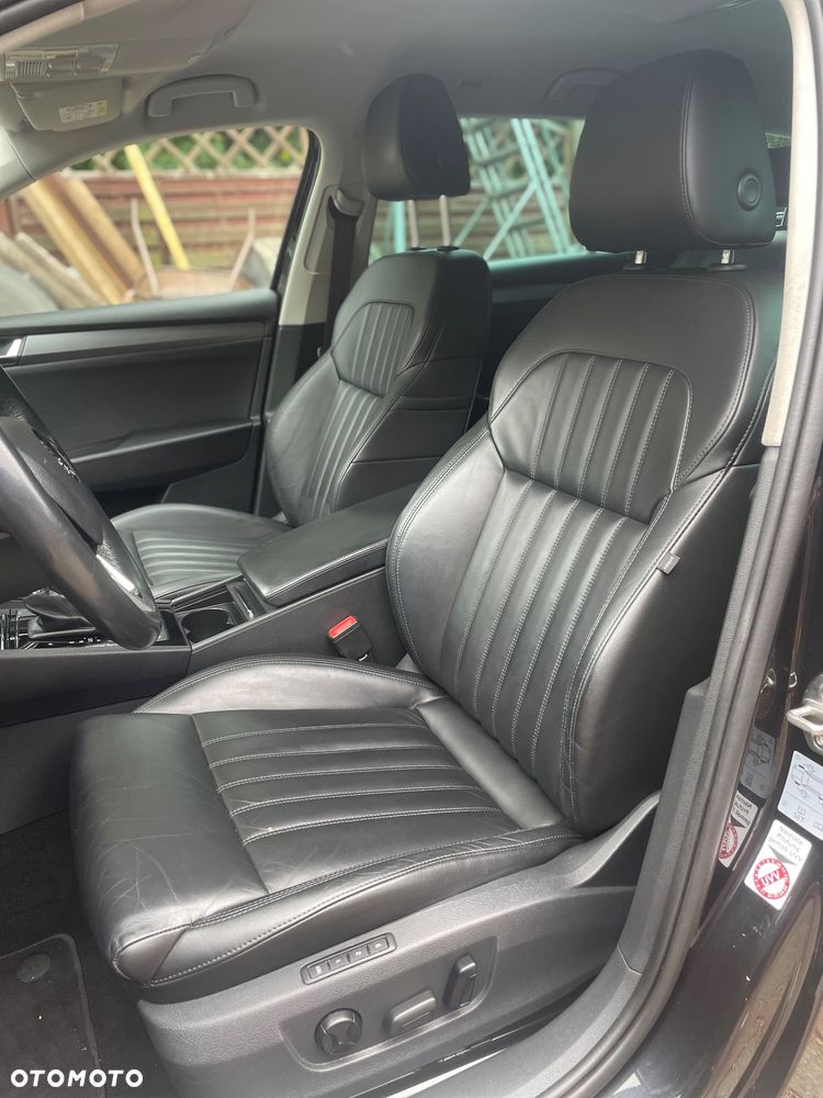 Skoda Superb 2.0 TDI DSG Style - 14