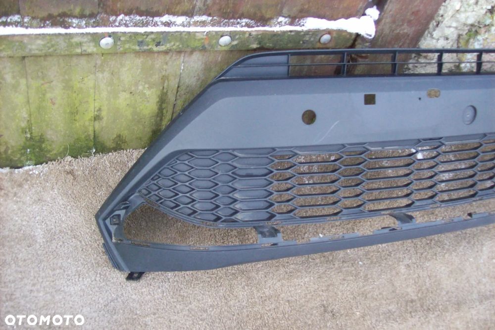 KRATKA ŚRODKOWA ZDERZAKA PRZEDNIEGO TOYOTA C-HR LIFT - 3