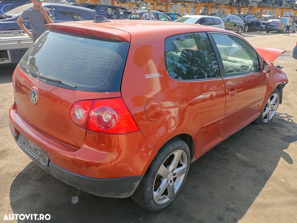 Racitor gaze egr 3210275 1.9 tdi BXE Volkswagen VW Golf 5 [2003 - 200 - 4