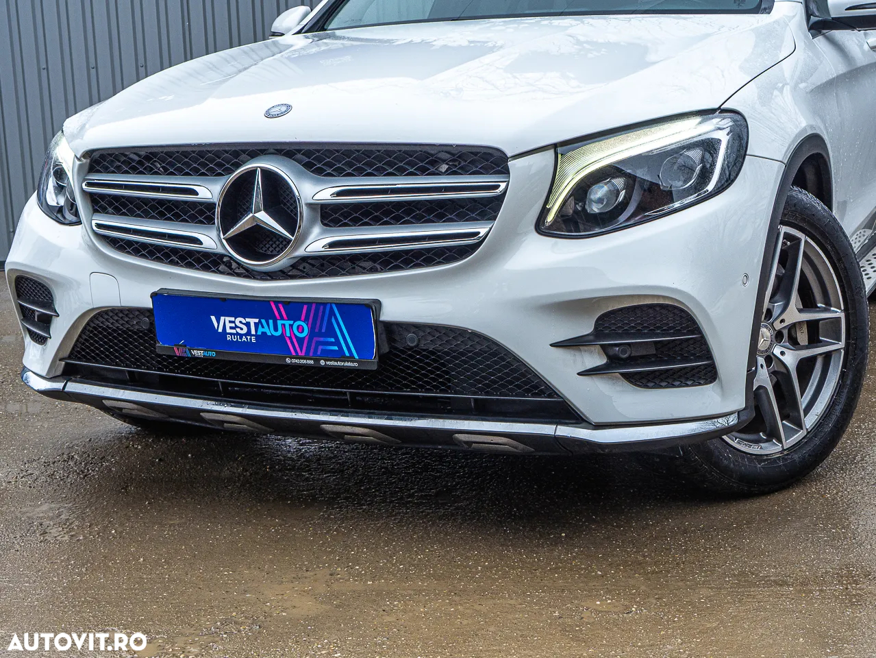 Mercedes-Benz GLC 220 d 4MATIC - 35