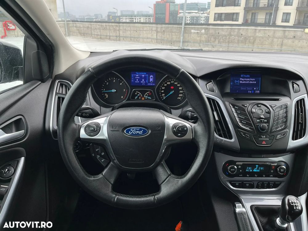 Ford Focus 1.6 TDCI DPF Start-Stopp-System Titanium - 4