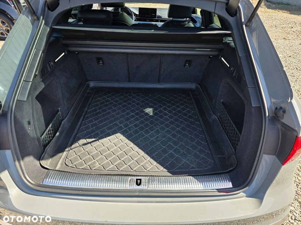 Audi A4 Avant 30 TDI S tronic S line - 23