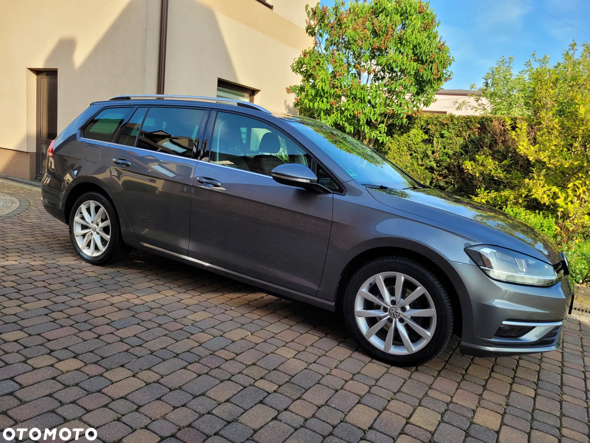 Volkswagen Golf Variant 2.0 TDI (BlueMotion Technology) DSG Highline - 8