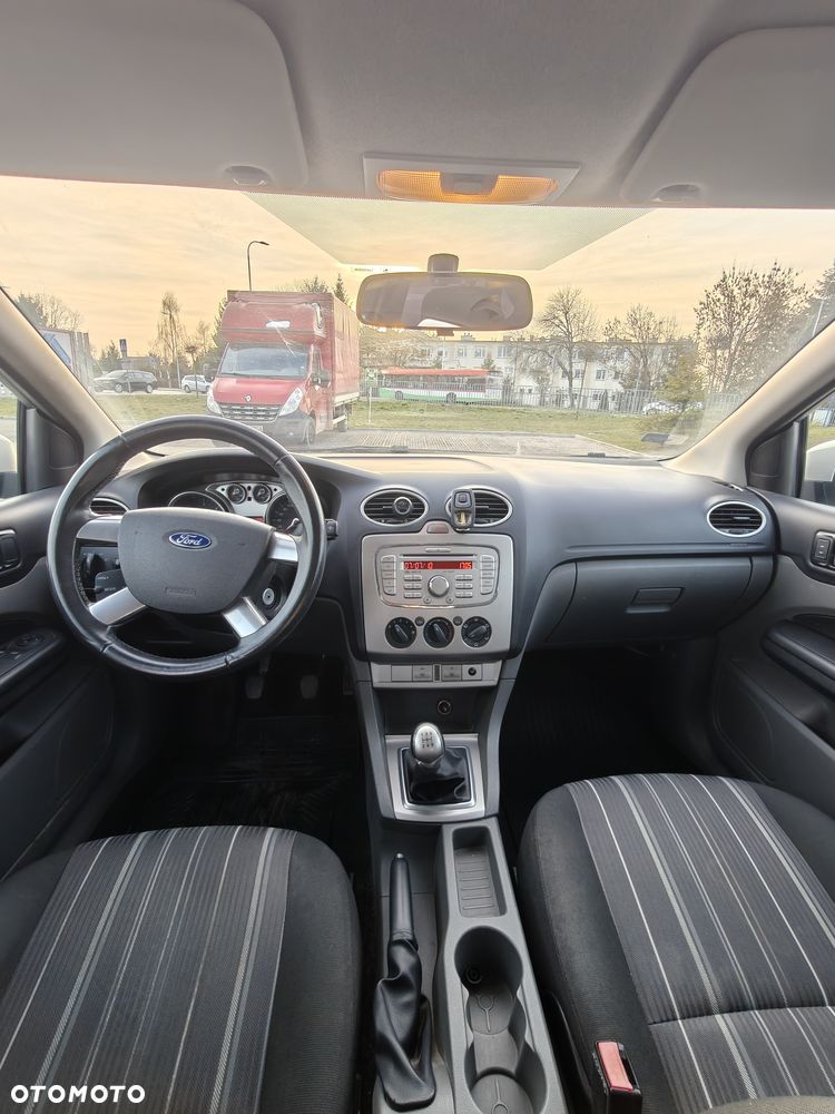Ford Focus 1.8 TDCi Amber X - 12
