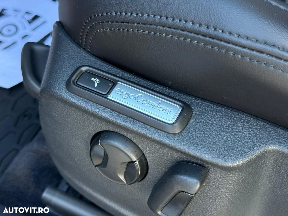 Volkswagen Passat Variant 2.0 TDI SCR 4Motion DSG (BMT) Highline - 31