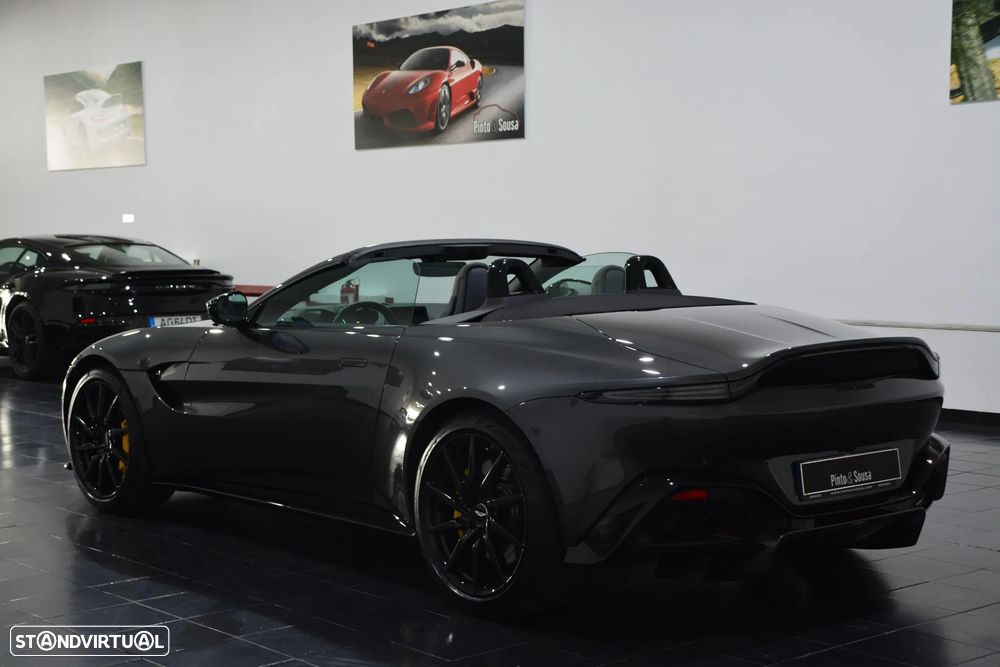 Aston Martin Vantage Roadster V8 - 11