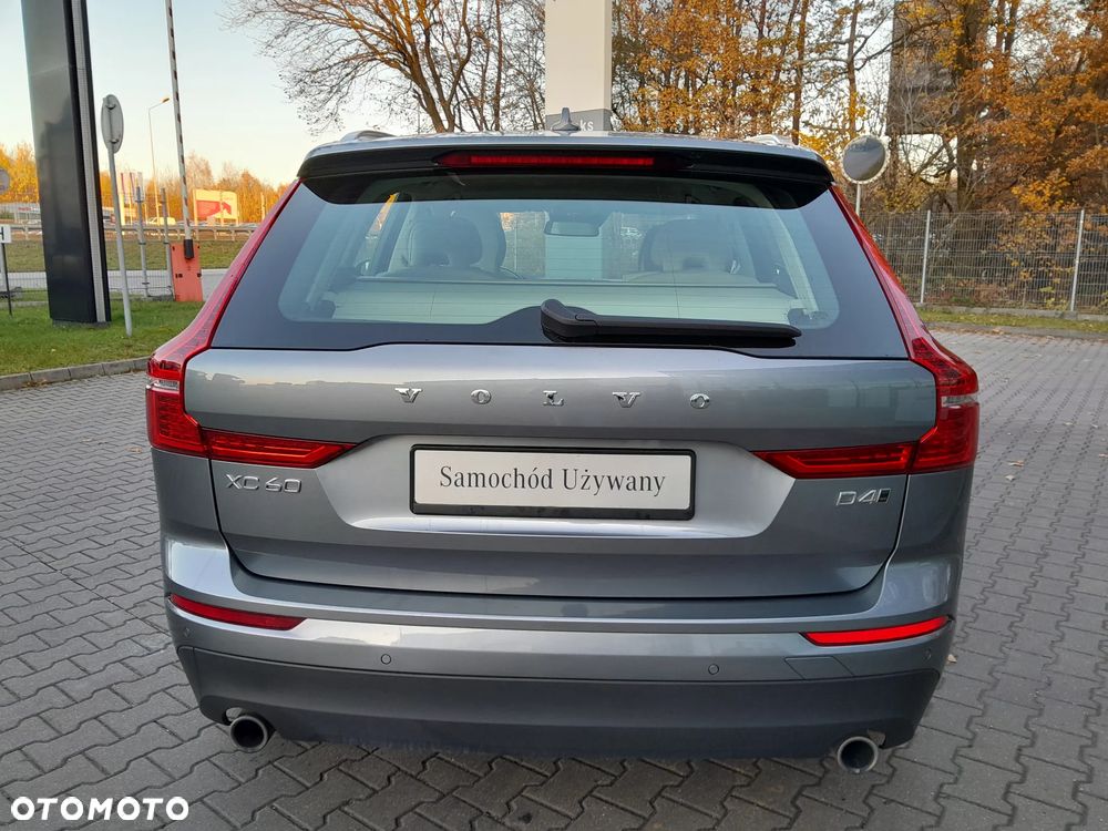 Volvo XC 60 D4 AWD Momentum - 5