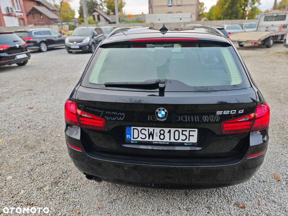 BMW 5 Series 2015 photo 2