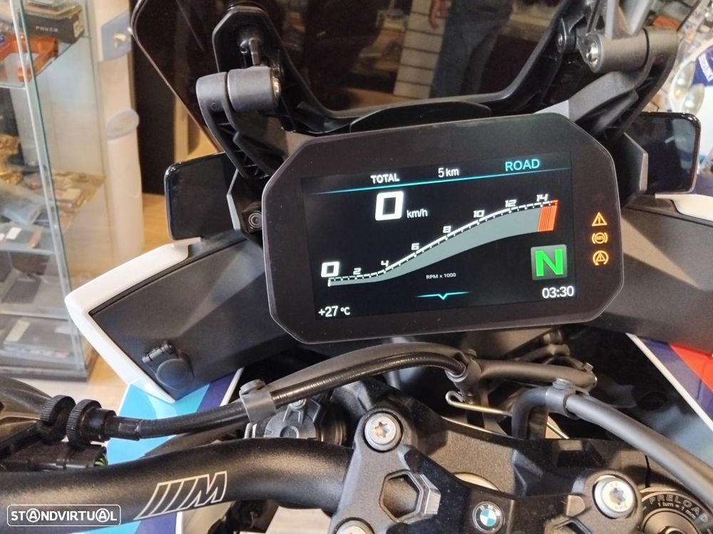 BMW M 1000 XR M - 23