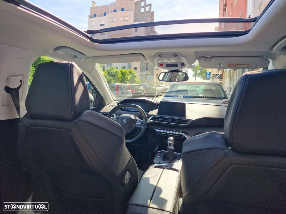 Peugeot 3008 PureTech 130 Stop & Start GPF Allure - 5