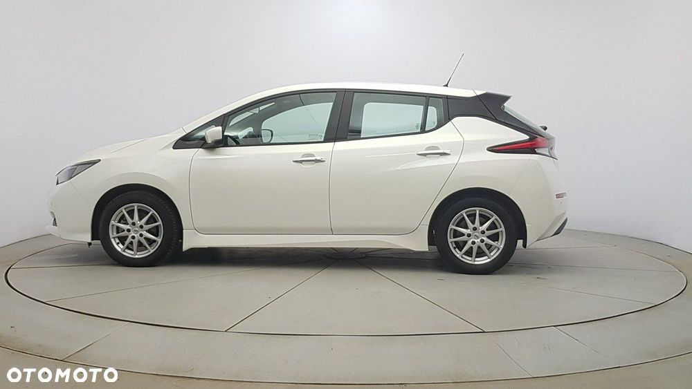 Nissan Leaf - 8