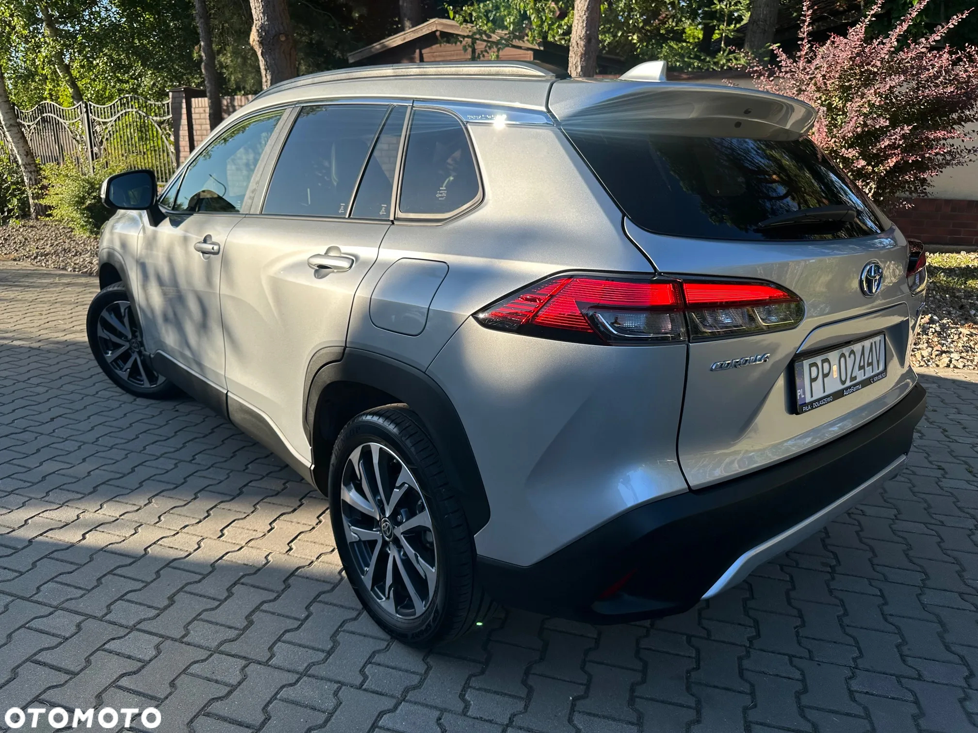 Toyota Corolla Cross ver-2-0-hybrid-executive-awd - 10