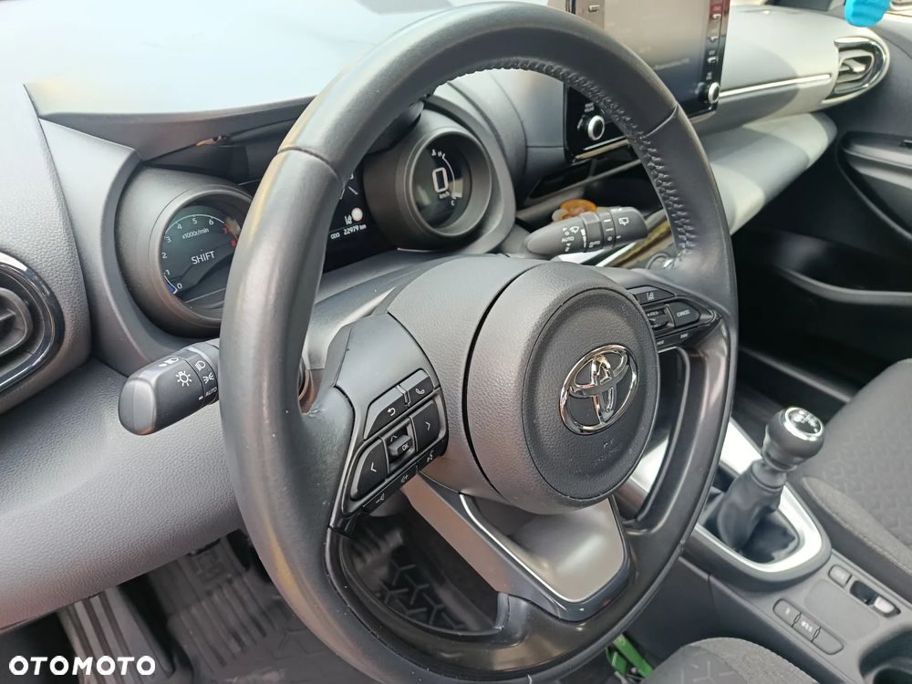 Toyota Yaris - 18