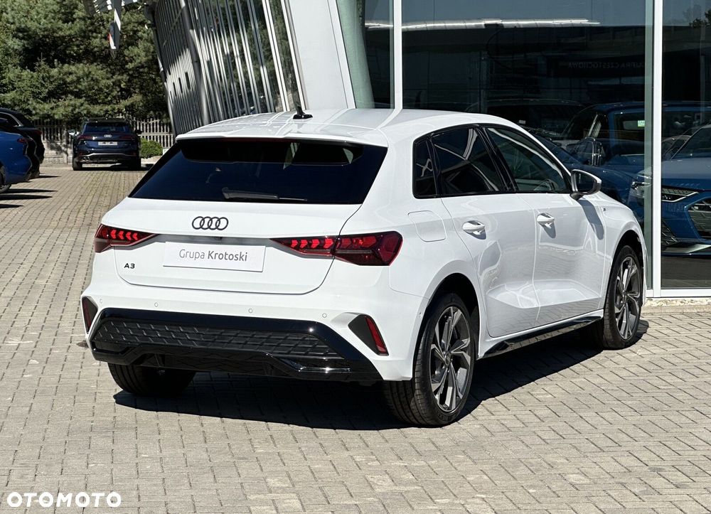 Audi A3 Sportback - 6