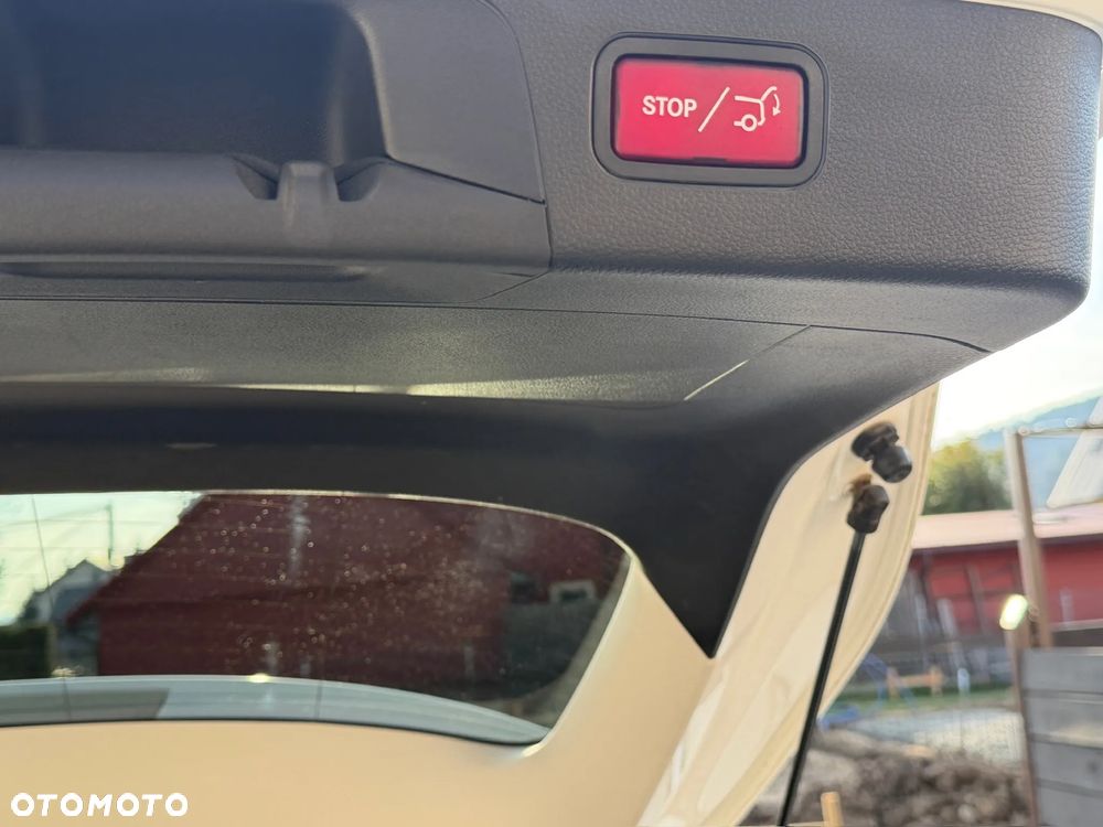 Mercedes-Benz GLC 250 4Matic 9G-TRONIC Exclusive - 26