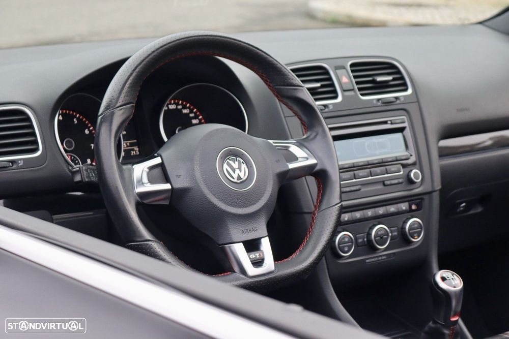 VW Golf Cabriolet 2.0 TSI GTI - 14