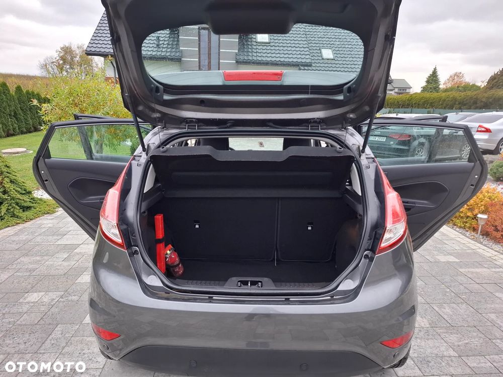 Ford Fiesta 1.0 EcoBoost Titanium - 24