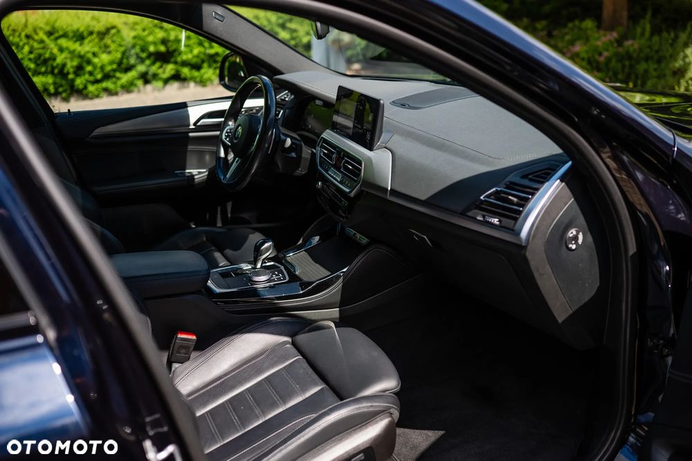 BMW X4 xM40d mHEV - 28