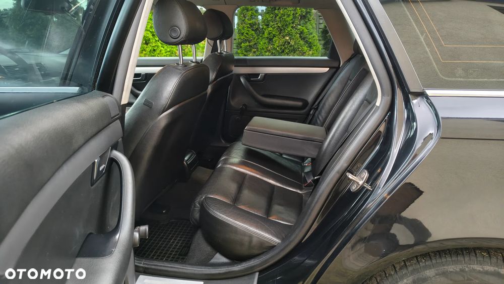 Audi A4 Avant 2.0 TDI - 7