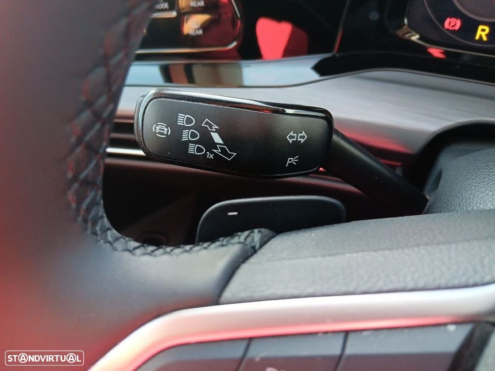 VW Golf 1.4 TSI e-Hybrid DSG - 29