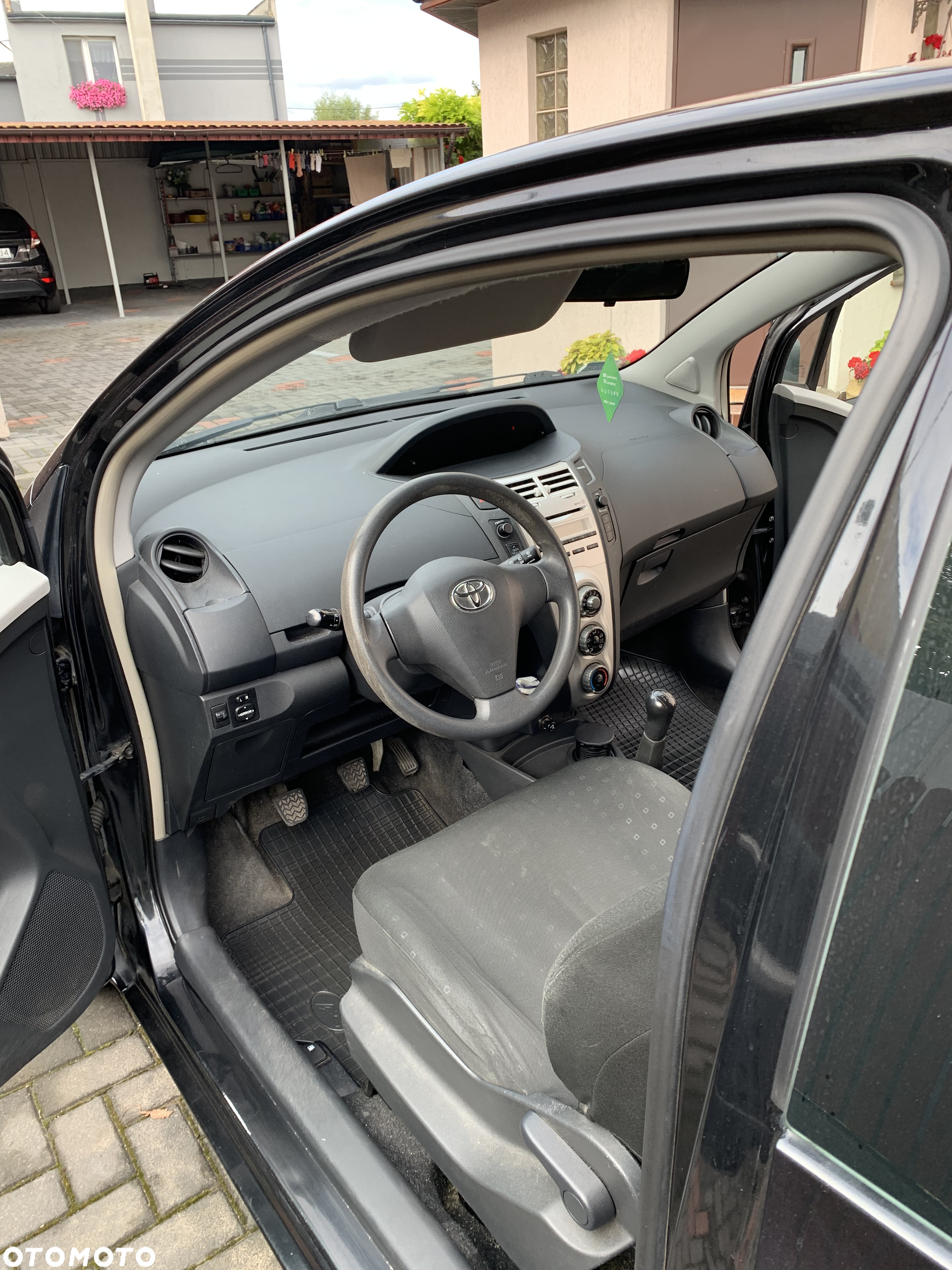 Toyota Yaris - 6