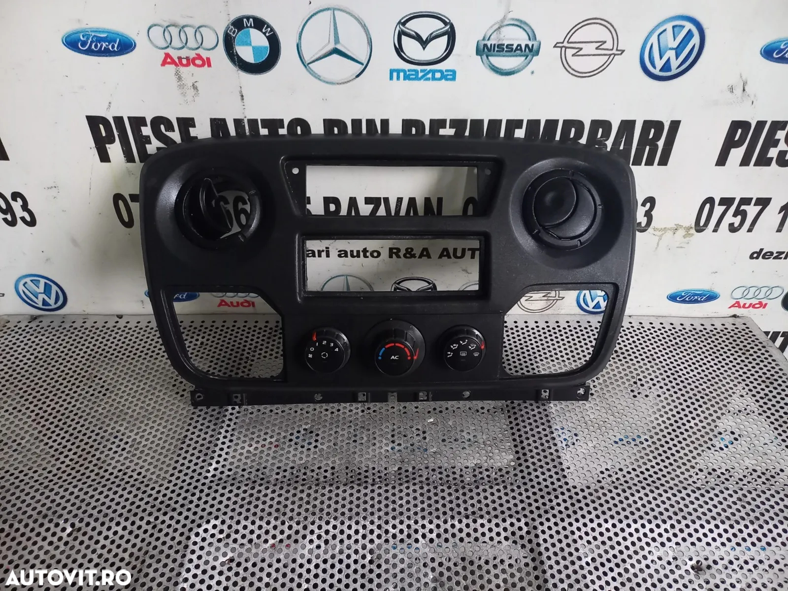 Consola Centrala Modul Comenzi Clima Grile Ventilatie Renault Master 3 Opel Movano 3 Duba/Prelata T - 3