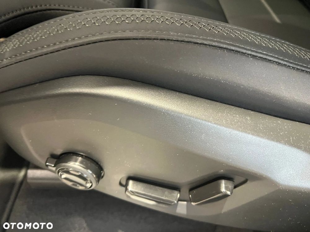 Volvo XC 90 - 33