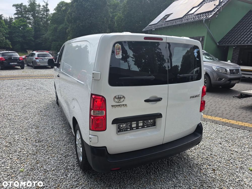 Toyota ProAce Kombi D-4D Medium 2,7t - 5