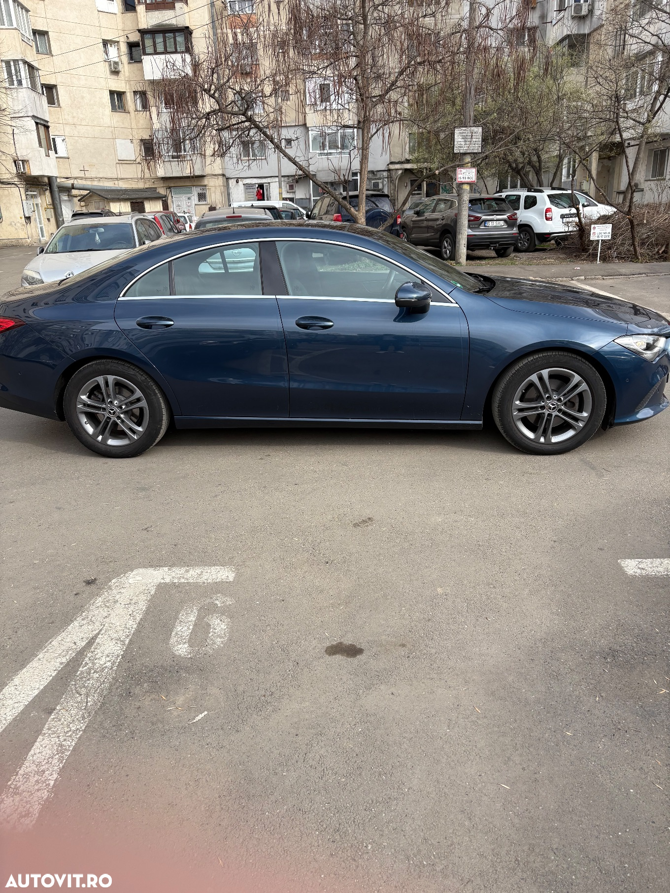 Mercedes-Benz CLA 200 - 4