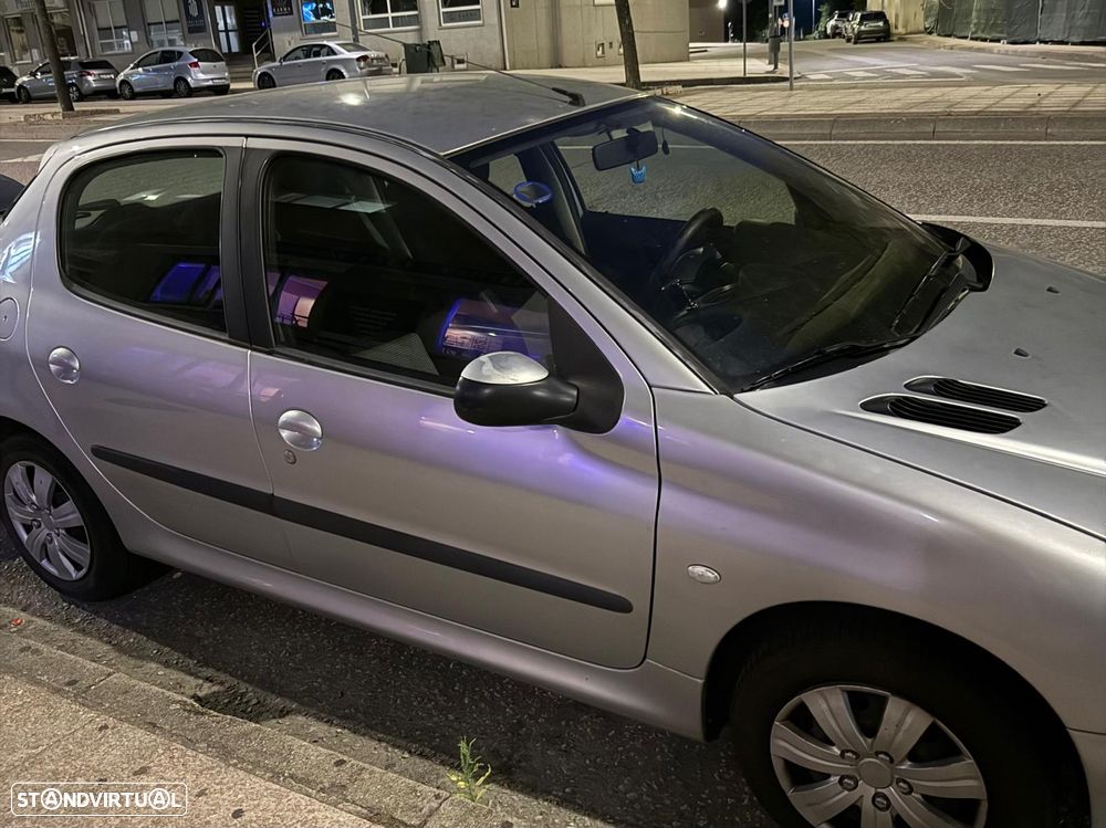 Peugeot 206 1.4 HDi XR - 1
