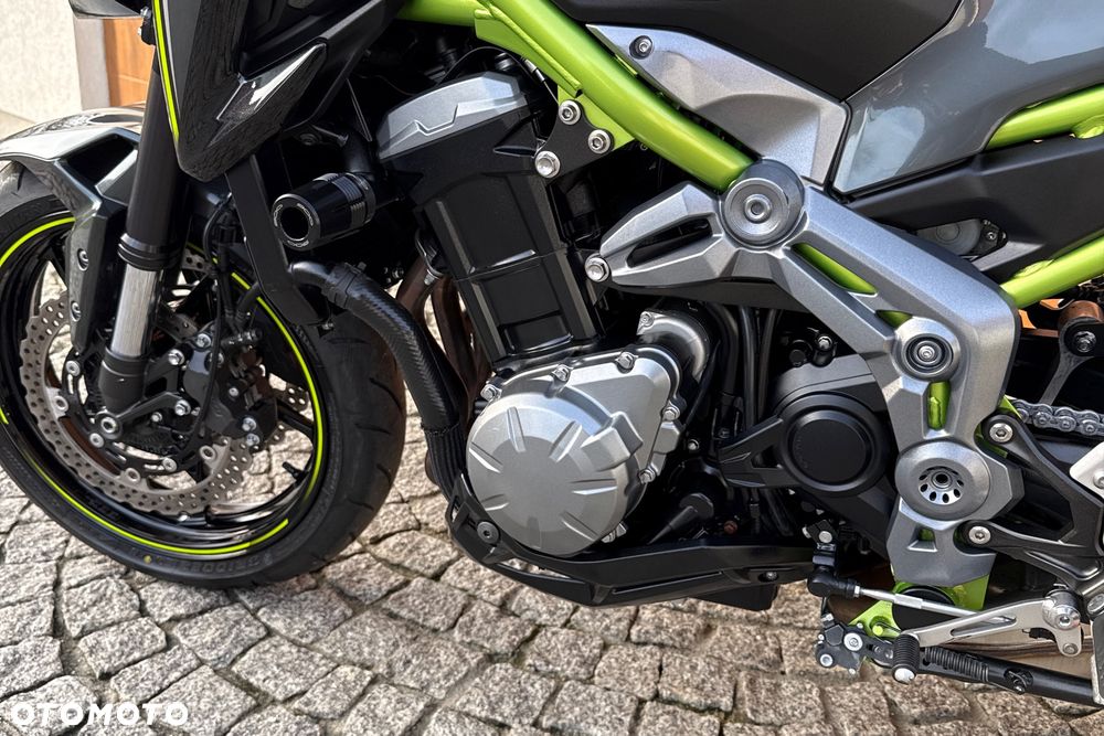 Kawasaki Z 900 - 31