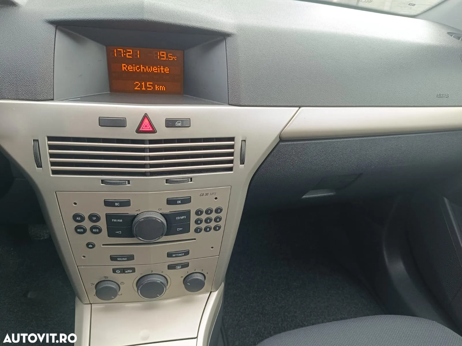 Opel Astra - 11