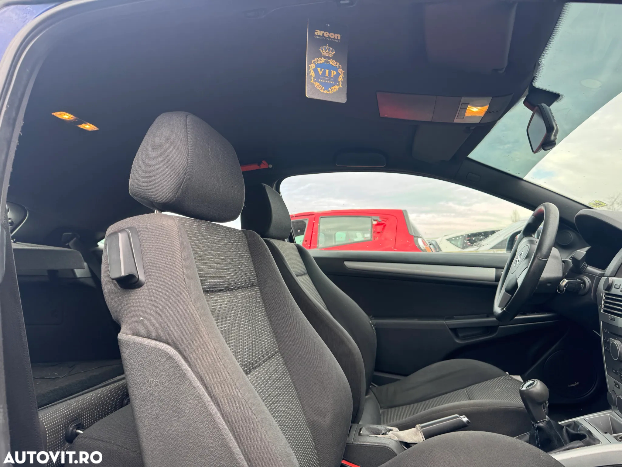 Dezmembram Opel Astra H GTC z16xep - 5