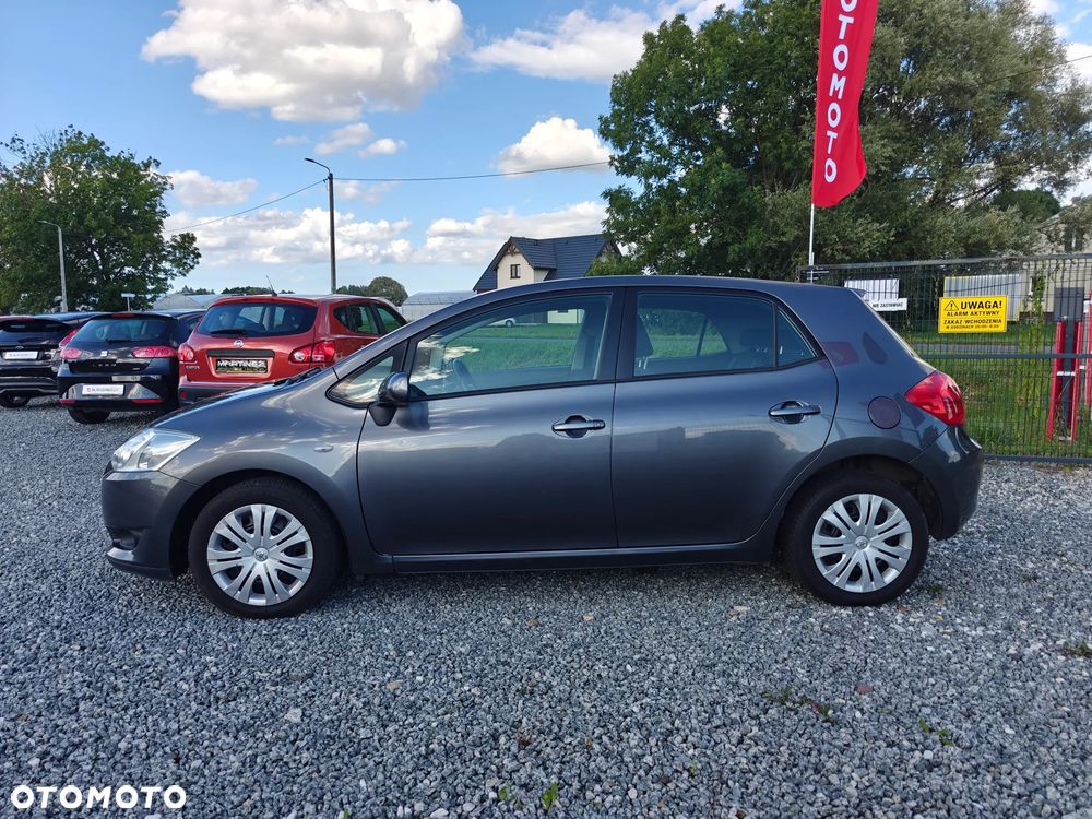 Toyota Auris 1.6 VVT-i Sol - 11