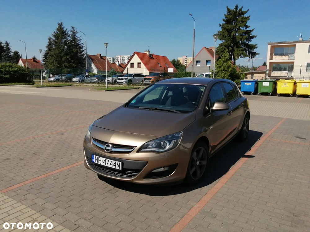 Opel Astra 2.0 CDTI Exklusiv - 8