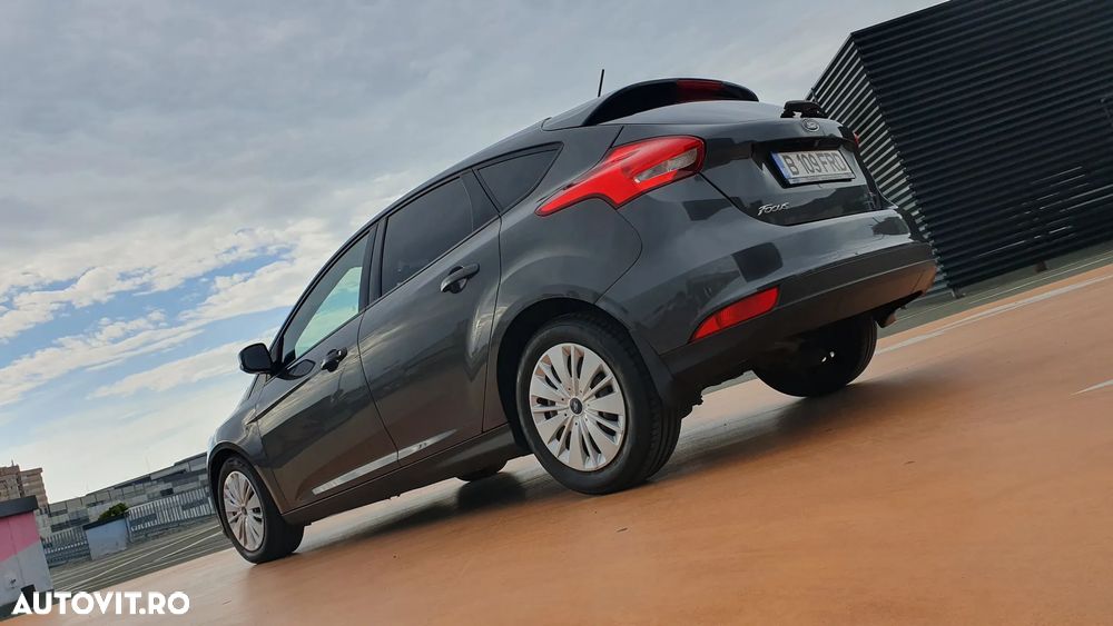 Ford Focus 1.0 EcoBoost Trend Edition - 19