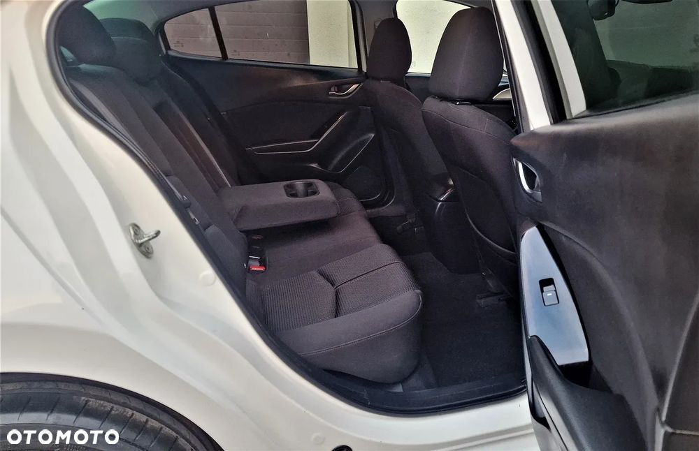 Mazda 3 1.5 Skymotion - 11