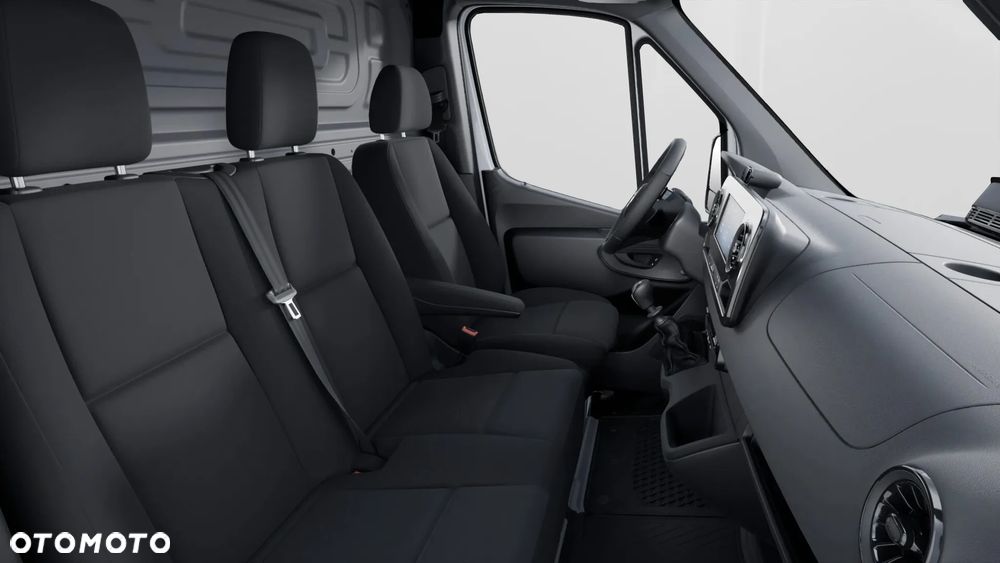 Mercedes-Benz Sprinter - 28