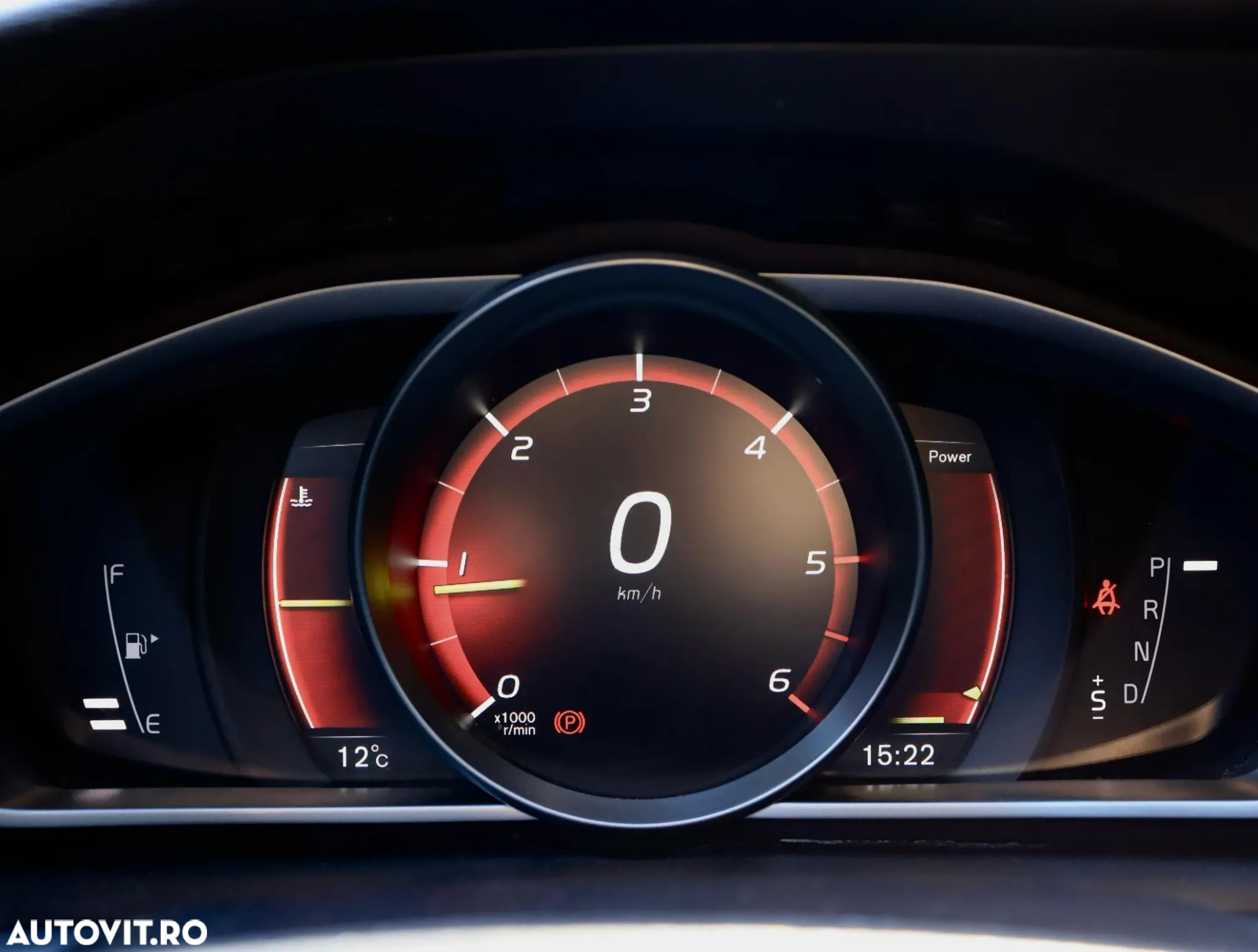 Volvo V40 D3 Geartronic - 4