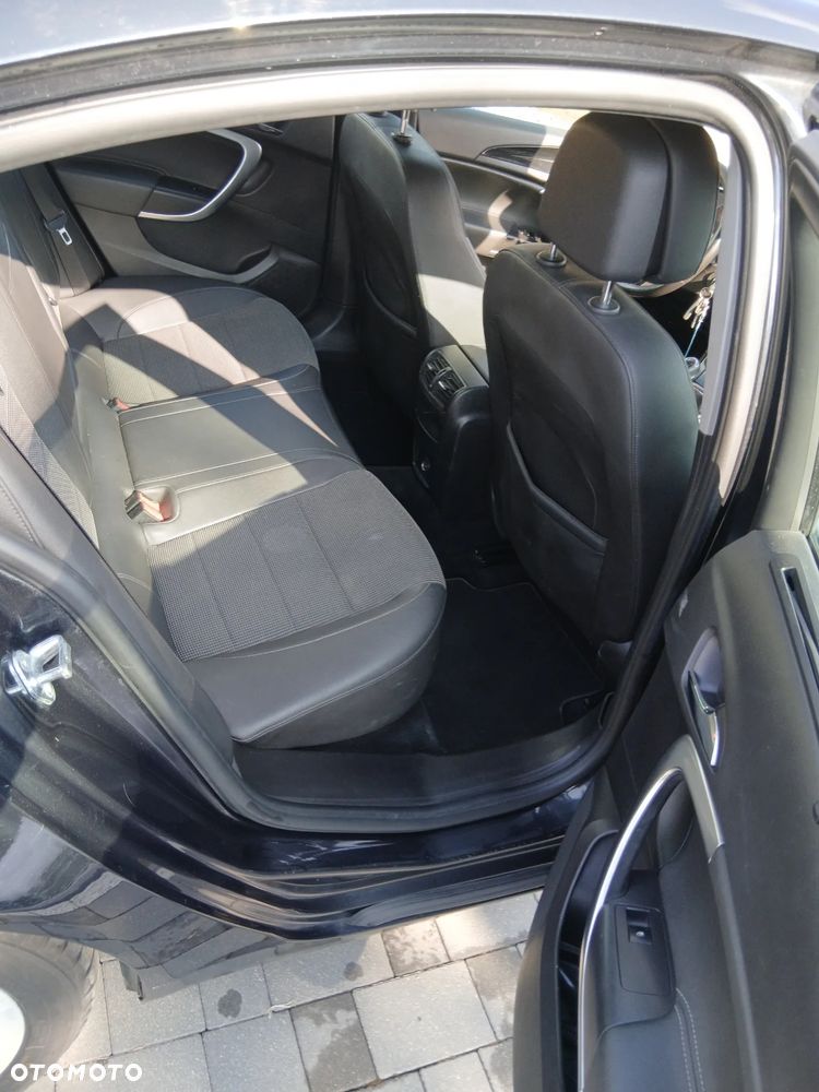 Opel Insignia 2.0 CDTI - 9