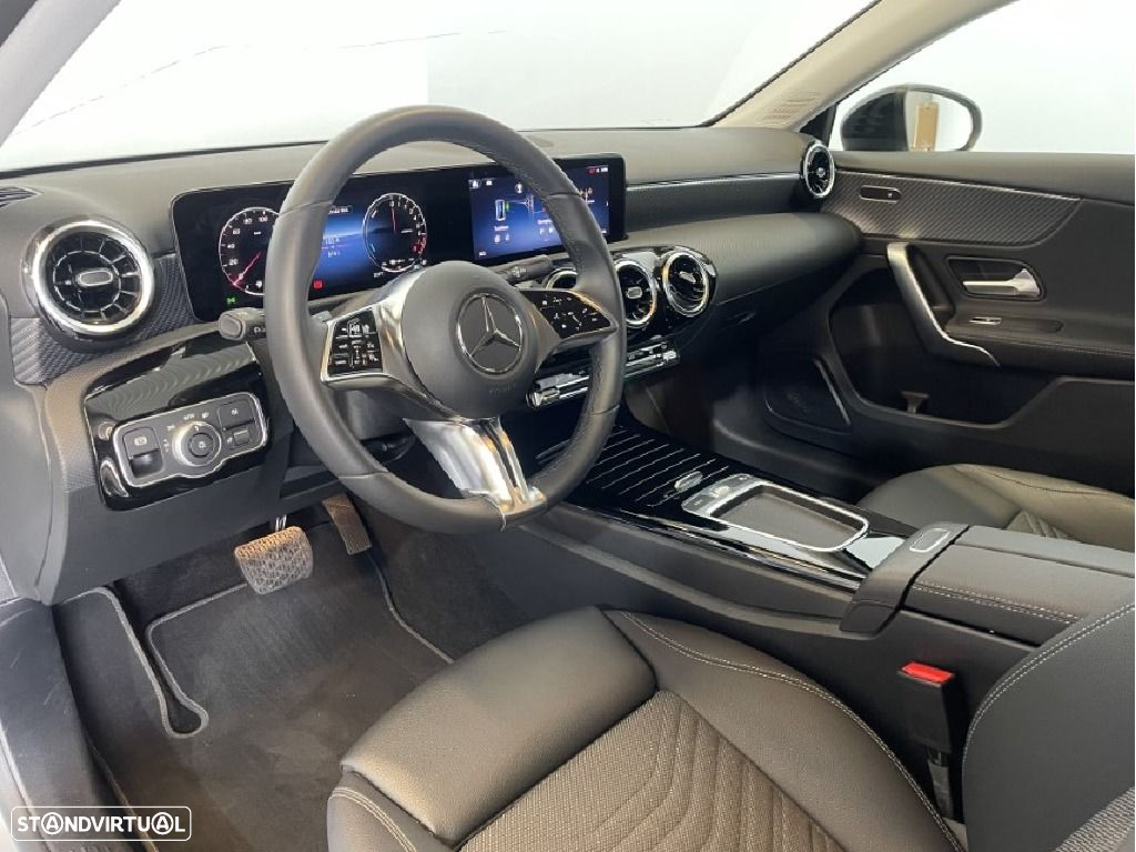 Mercedes-Benz A 250 e - 10